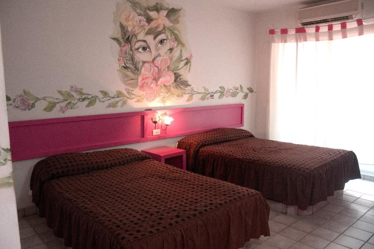 לורטו Hotel Y R.V. Park El Moro מראה חיצוני תמונה